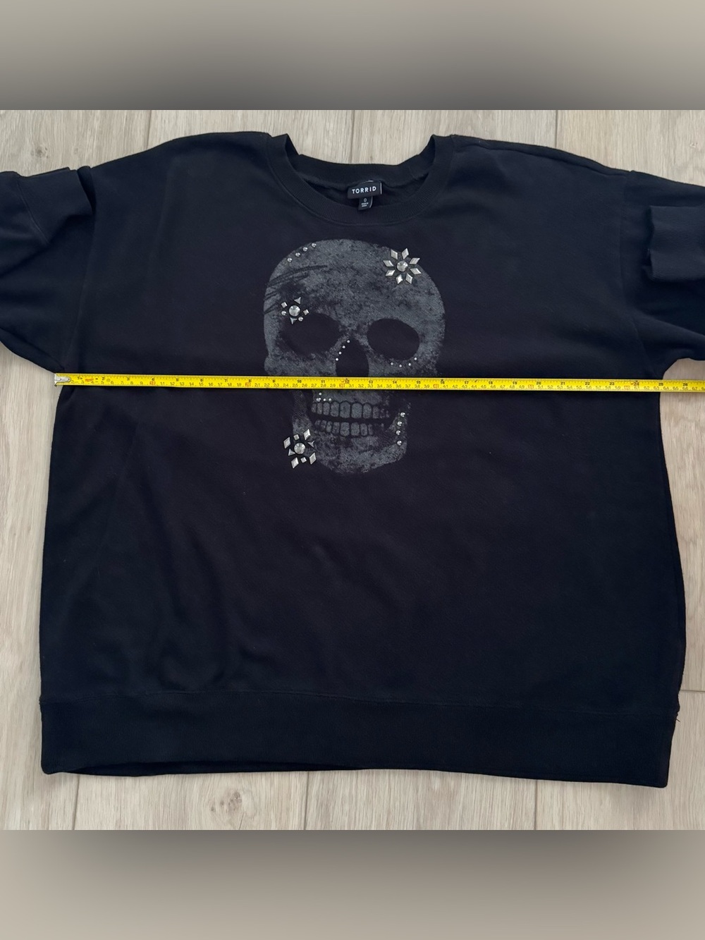 Torrid women’s black skull Halloween spooky sweatshirt size 0 / US 12/Large - Picture 5 of 7